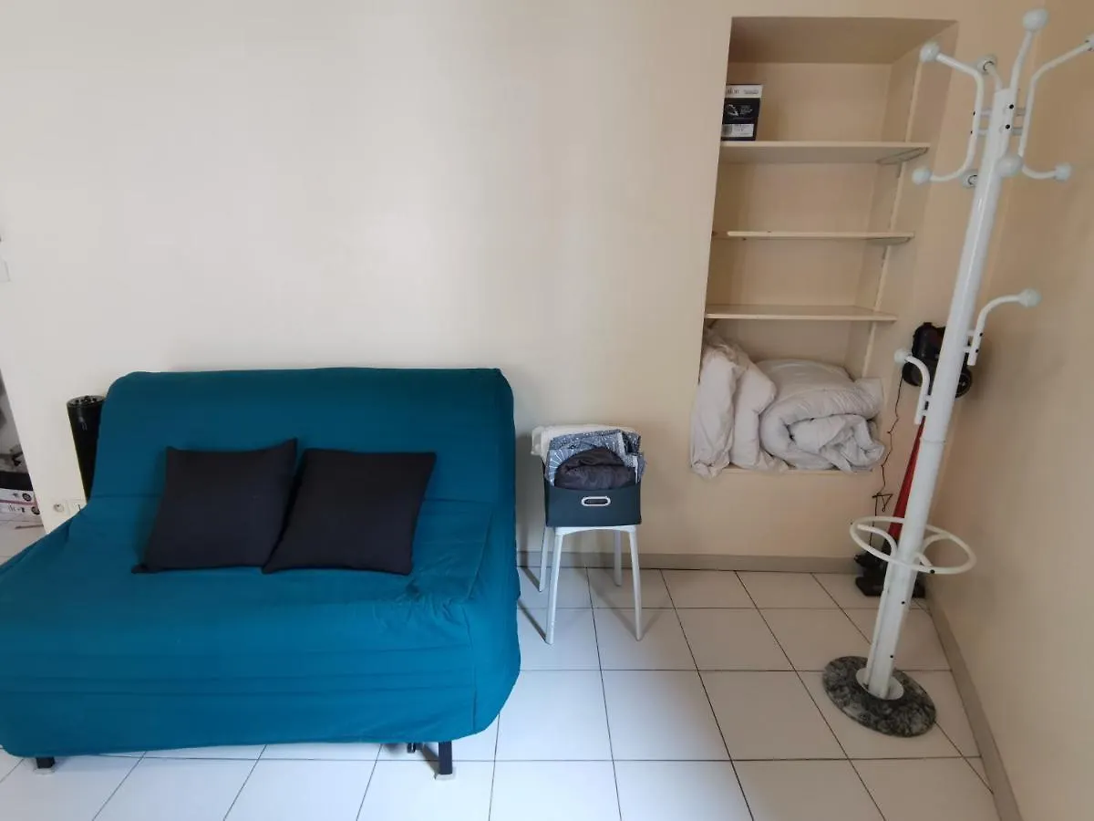 Appartement -AU 2- Studio au centre de Millau France