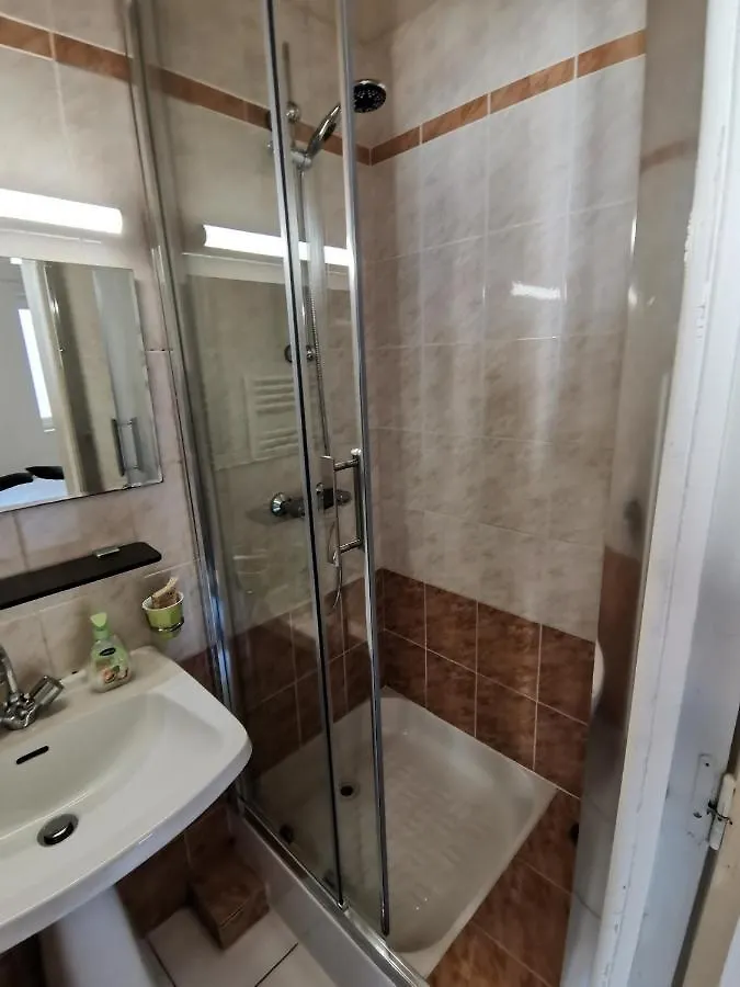 Appartement -AU 2- Studio au centre de Millau