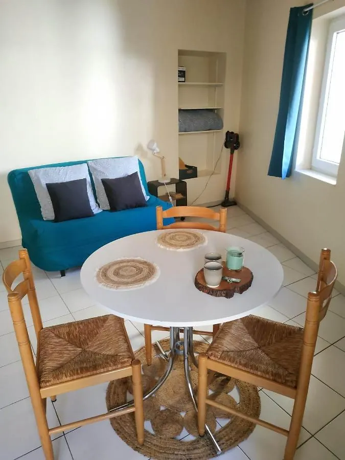 Appartement -AU 2- Studio au centre de Millau